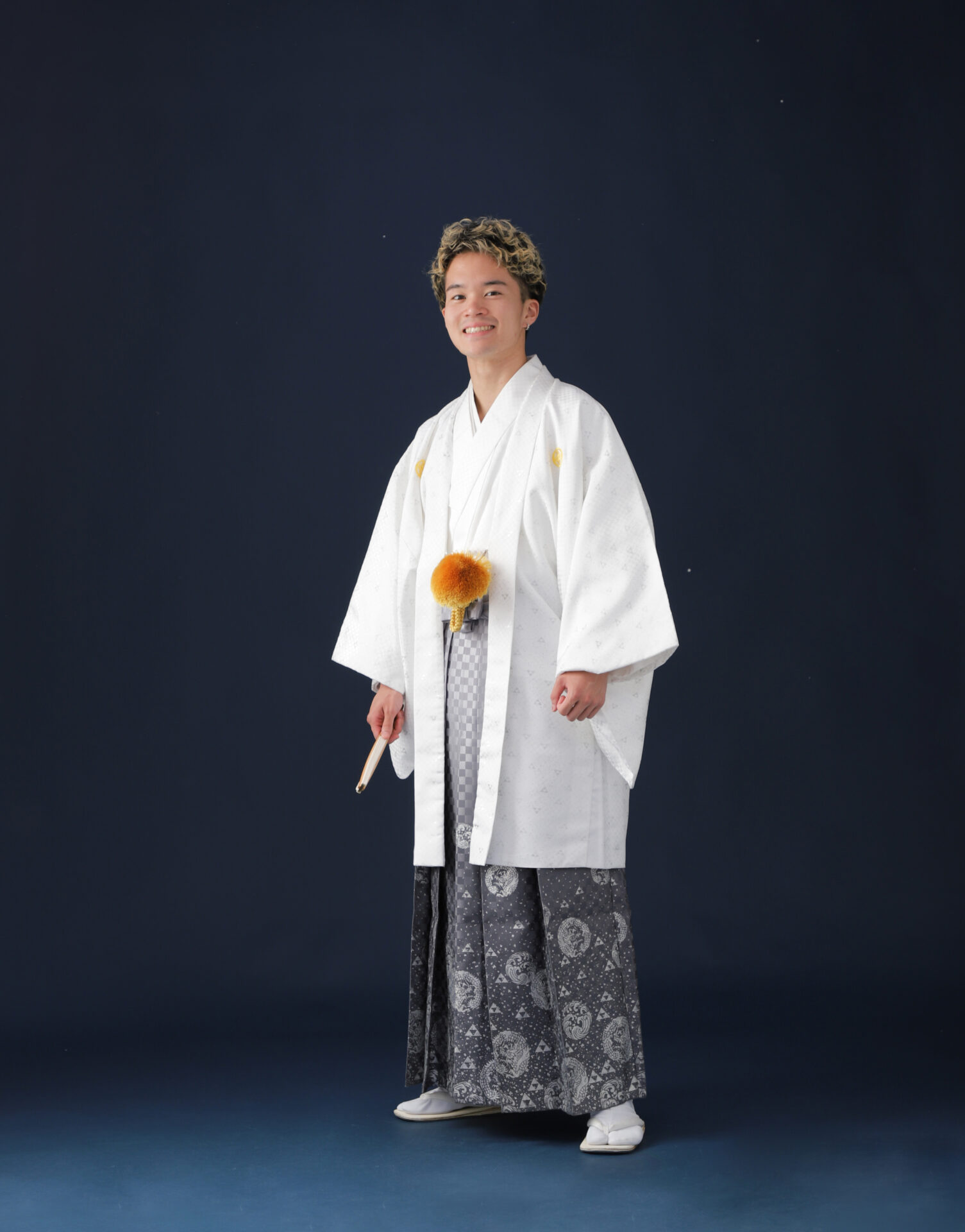 木津川市・精華町・京田辺市の成人式_フォトスタジオワタナベ(渡辺写真館)_男性_袴_写真