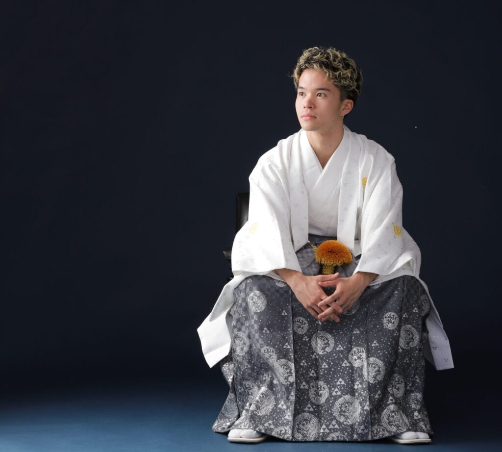 木津川市・精華町・京田辺市の成人式_フォトスタジオワタナベ(渡辺写真館)木津川店_男性成人_袴_スタジオ撮影_写真_前撮り_後撮り